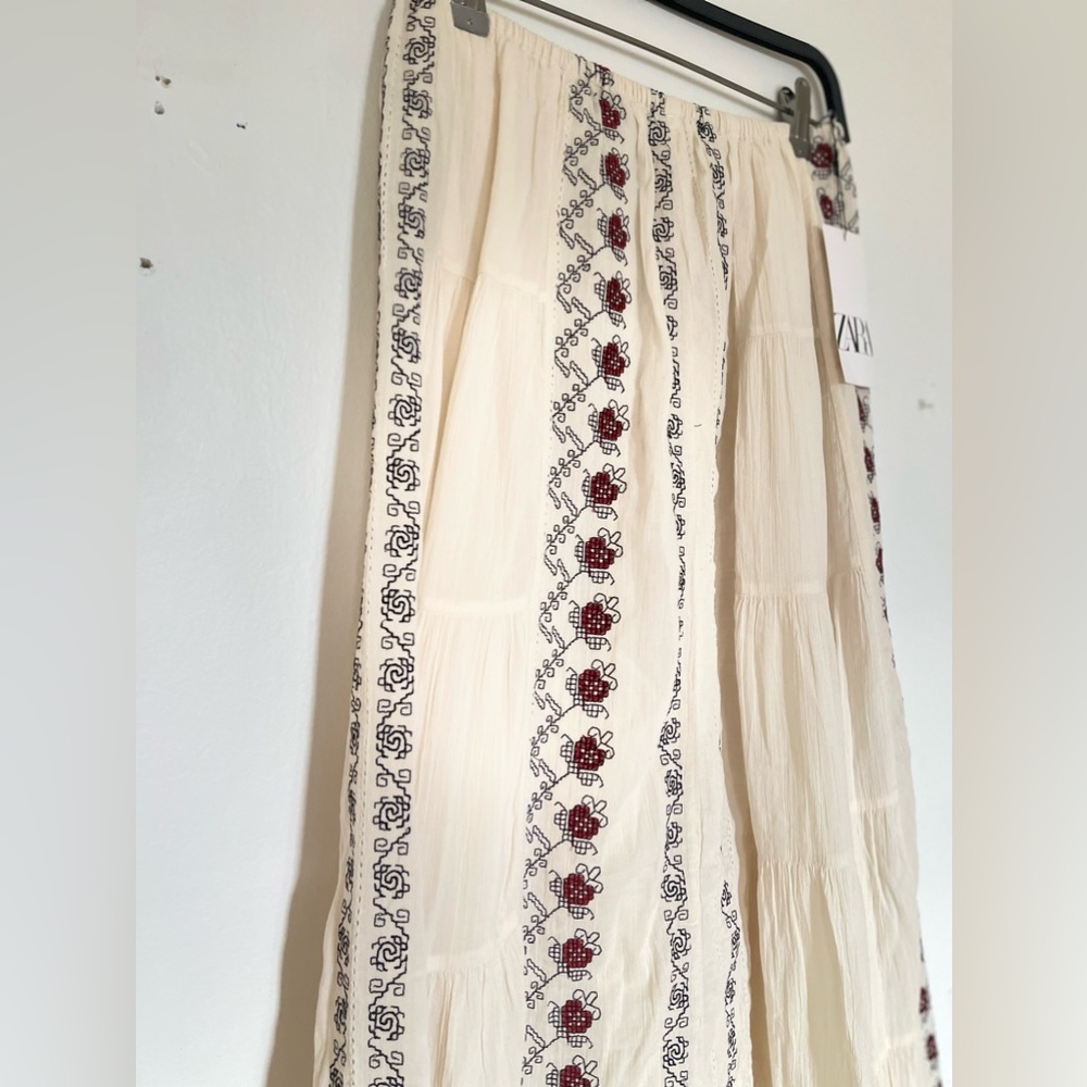 Zara midi/maxi skirt
